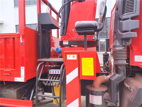 【帶爬梯的單橋隨車吊-質(zhì)量好的廠家是哪個什么廠家】- 