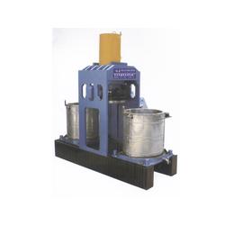 東合液壓機械廠 專業(yè)制造高效成套花生榨油機